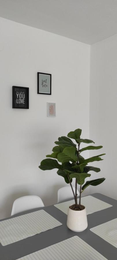 Vikend House Villa Ljig Eksteriør bilde